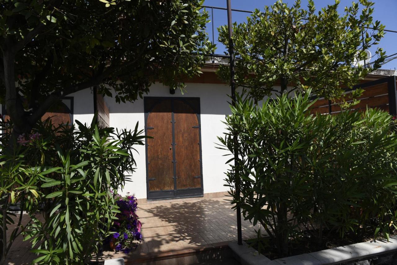 Villa Amelie Fondachello  Exterior foto